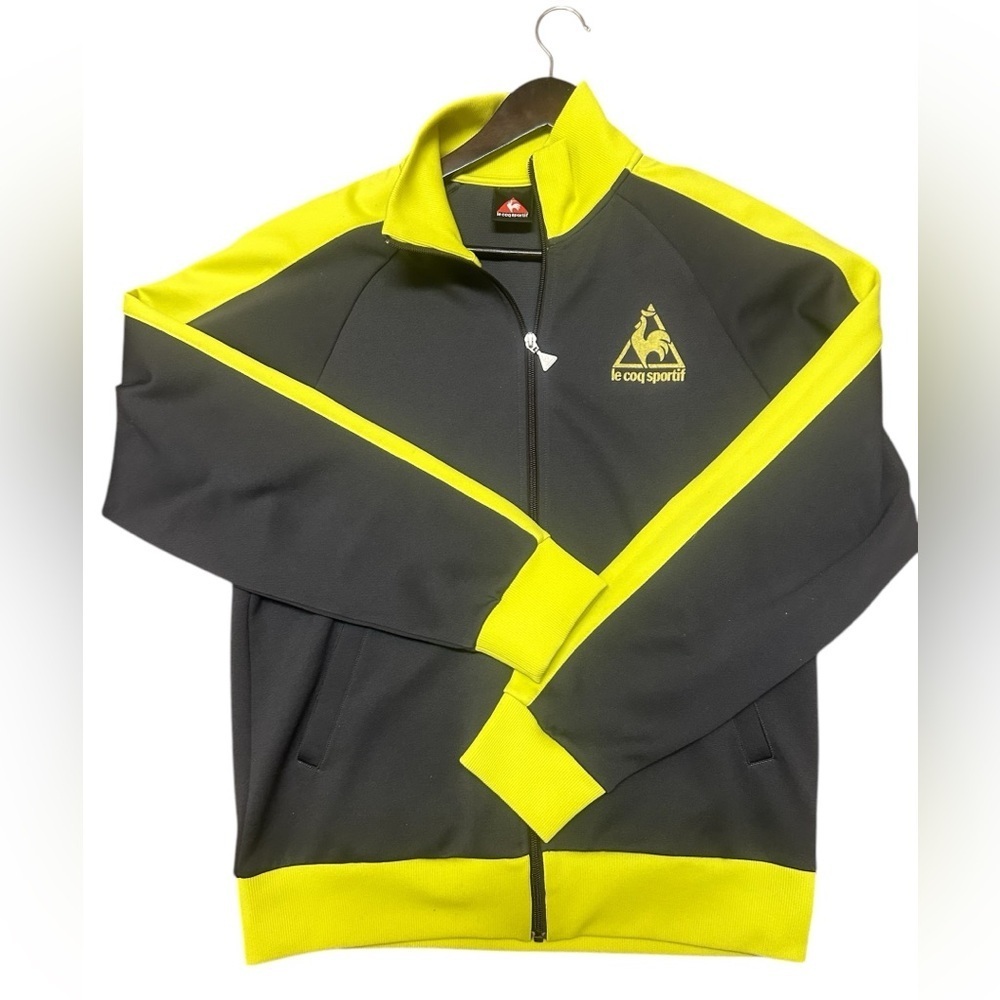 Le Coq Sportif L vintage Y2K (2003)  Men's Black and Yellow Jacket great cond